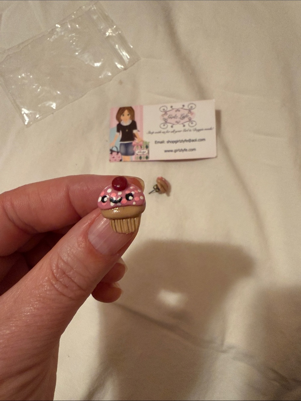 Pink Cupcake Stud Earrings - Cute Kawaii Dessert Design